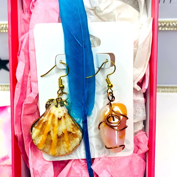 New set! Peach Agate Earrings - Picture 2 of 3